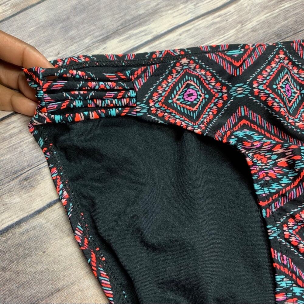 aztec print bikini bottom - Picture 2 of 3